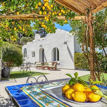 Semesterbostad Dentecala 4 *
